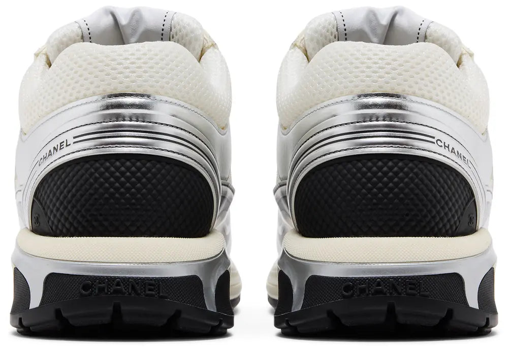 Chanel Runner Blanc et Silver