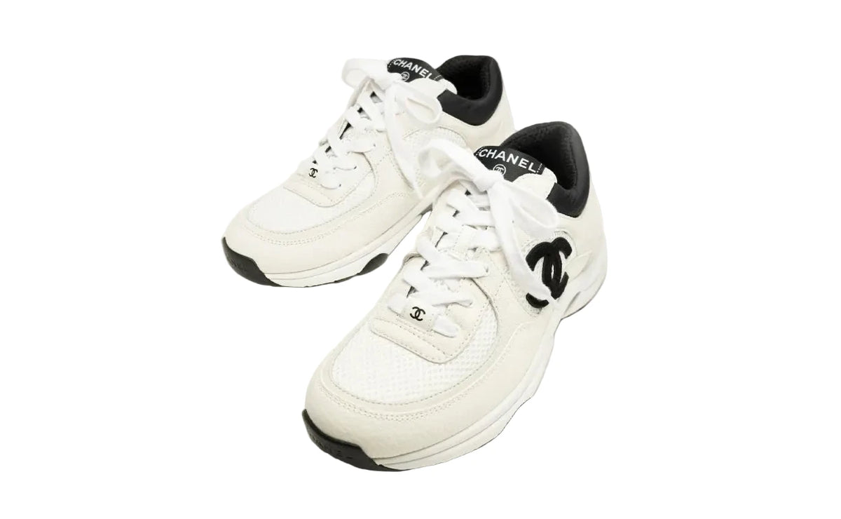 Chanel Runner Blanc et Noir